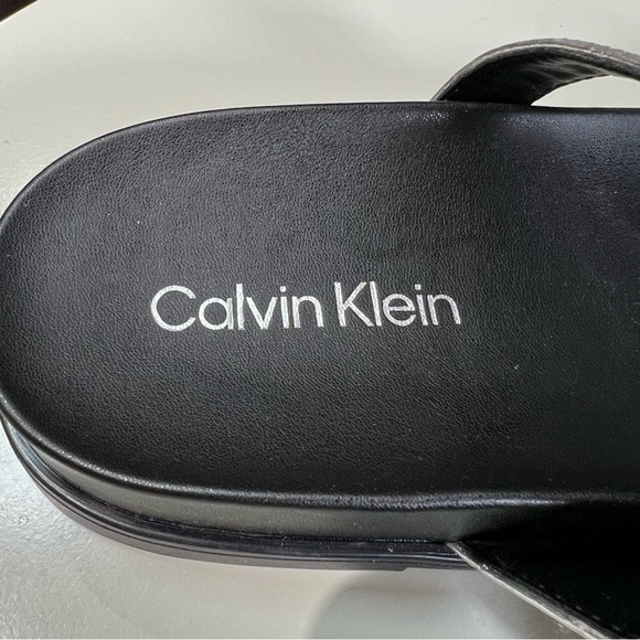 Calvin Klein NWOT Women’s Explore Footbed Slide Sandals size 5 Silver straps - Picture 5 of 8